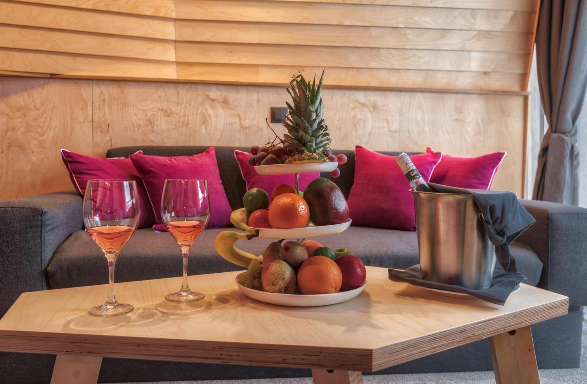 Hotel Arte Spa & Park Velingrad Quarto foto A suite at the Hotel de la Couronne