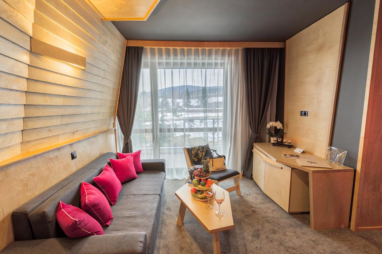 Hotel Arte Spa & Park Velingrad Exterior foto A suite at the hotel